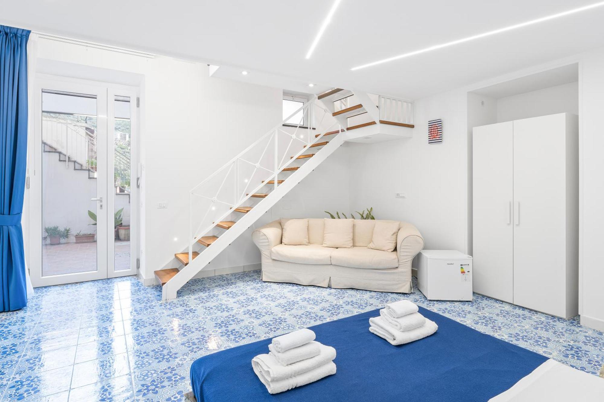 Luxe Minimal Duplex, Amalfi Coast - Airhome 维克艾库塞 外观 照片